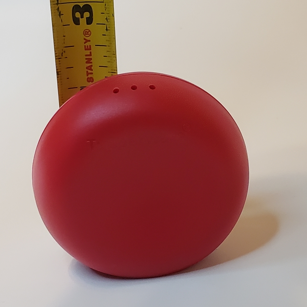 Tupperware Red Round Salt Shaker - Picture 9 of 13